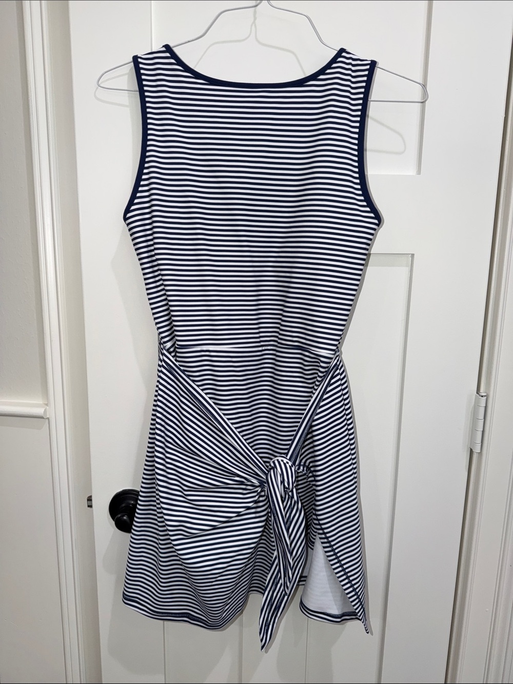 Abercrombie YPB Striped Knot-Front Sleeveless Dress/shorts- Navy/White
